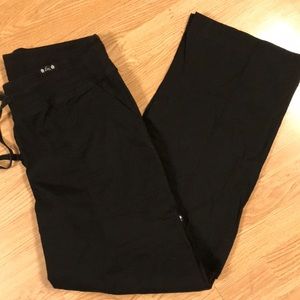 Koi Women’s Scrub Pants. Size large.